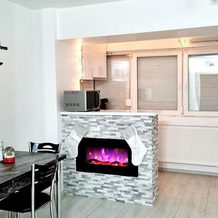 White Apartament, Brăila Exterior photo
