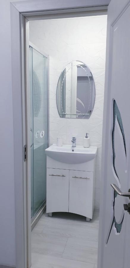White Apartament, Brăila Exterior photo