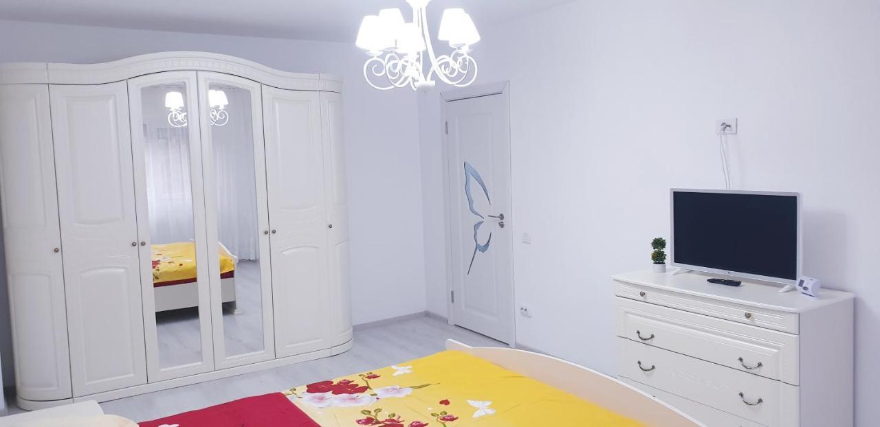 White Apartament, Brăila Exterior photo