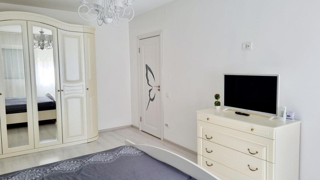 White Apartament, Brăila Exterior photo